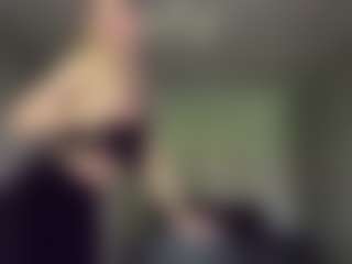 Bella's Live Sex Cam Show