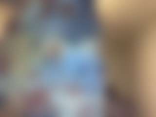 Bella's Live Sex Cam Show