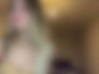 Live cam show with Bella - Foot Fetish Blonde Hair on Camsoda