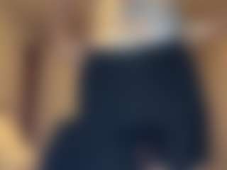 Bella's Live Sex Cam Show