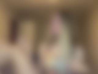 Bella's Live Sex Cam Show