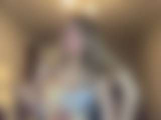 Bella's Live Sex Cam Show