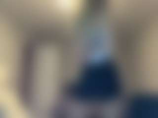 Bella's Live Sex Cam Show