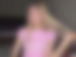 Bella's Live Sex Cam Show