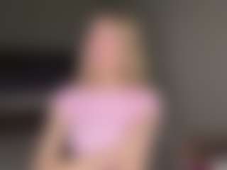 Bella's Live Sex Cam Show