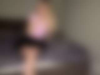 Bella's Live Sex Cam Show