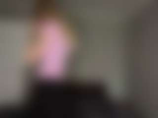 Bella's Live Sex Cam Show
