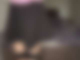 Bella's Live Sex Cam Show