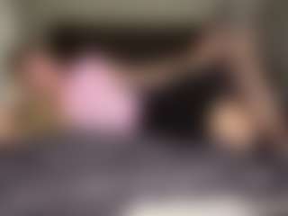 Bella's Live Sex Cam Show