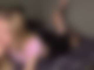 Bella's Live Sex Cam Show
