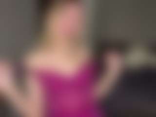Bella's Live Sex Cam Show