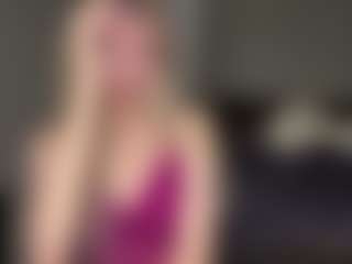 Bella's Live Sex Cam Show