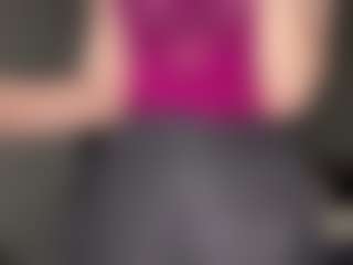 Bella's Live Sex Cam Show