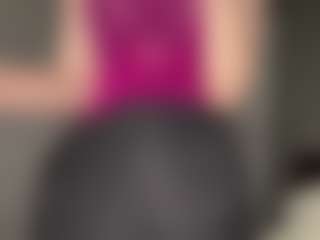 Bella's Live Sex Cam Show