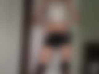 Bella's Live Sex Cam Show