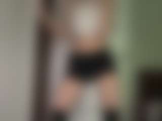 Bella's Live Sex Cam Show