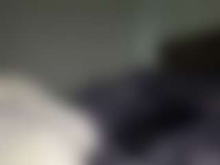Bella's Live Sex Cam Show