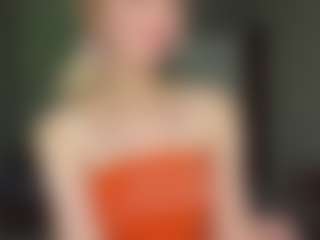 Bella's Live Sex Cam Show