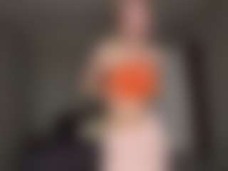 Bella's Live Sex Cam Show
