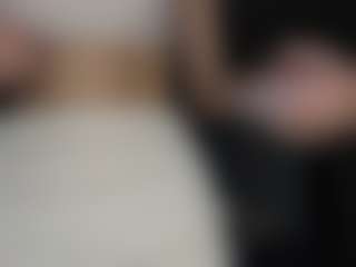 Bella's Live Sex Cam Show