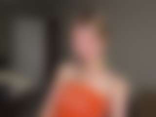 Bella's Live Sex Cam Show