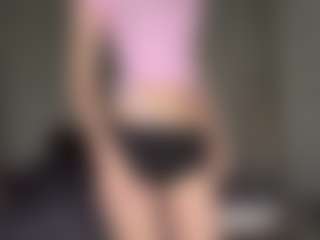 Bella's Live Sex Cam Show