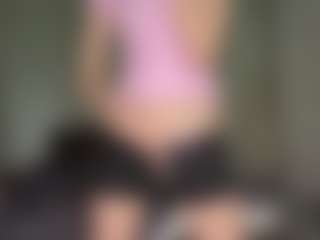 Bella's Live Sex Cam Show