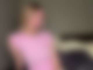 Bella's Live Sex Cam Show