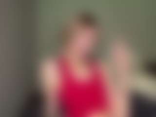 Live cam show with Bella - Brown Eyes on sexylive.show