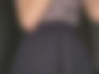 Bella's Live Sex Cam Show