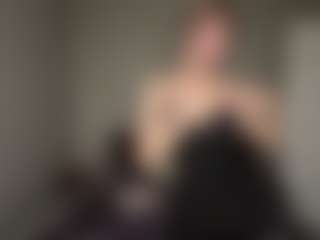 Bella's Live Sex Cam Show