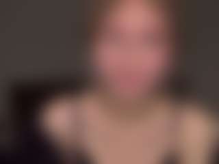 Bella's Live Sex Cam Show