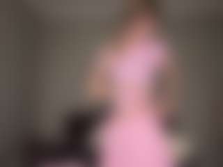 Bella's Live Sex Cam Show