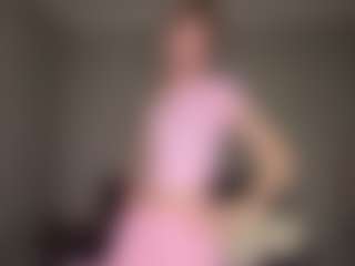 Bella's Live Sex Cam Show