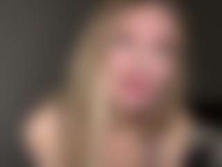 Live cam show with Bella - Cute on liverealitysex.com