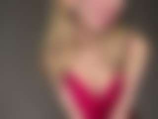 Live cam show with Bella - Twerk on madthumbs