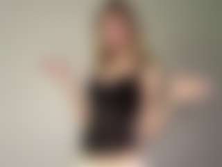 Bella's Live Sex Cam Show