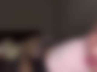 Bella's Live Sex Cam Show