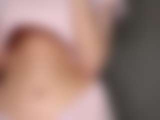 Bella's Live Sex Cam Show