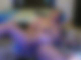 Live cam show with Isisjhonson777 - Smoking on slutload