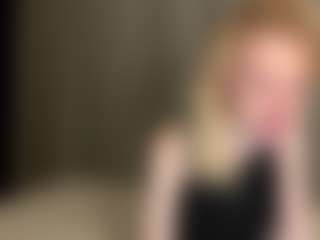 Live cam show with Sophie - Foot Fetish Blonde Hair on madthumbs