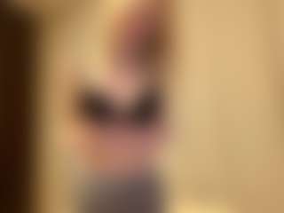 Live cam show with Sophie - College on Milfs Live