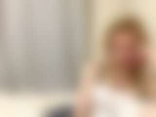 Live cam show with Sophie - College on Hubzter Live