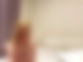 Live cam show with Sophie - College on Milfs Live