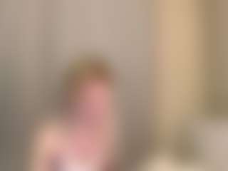 Live cam show with Sophie - College on livesuperchat.net