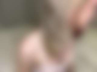 Live cam show with Sophie - Blue Eyes on sexylive.show