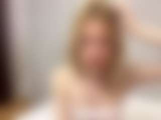 Live cam show with Sophie - Blonde Hair on Mixed Magazine Live