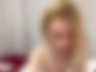 Live cam show with Sophie - Blonde Hair College on CSO-WL