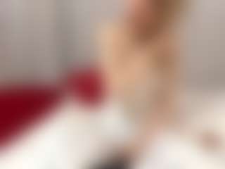 Live cam show with Sophie - Blue Eyes on SpankPalCams