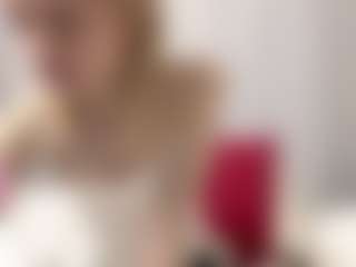 Live cam show with Sophie - Oil on Camsoda